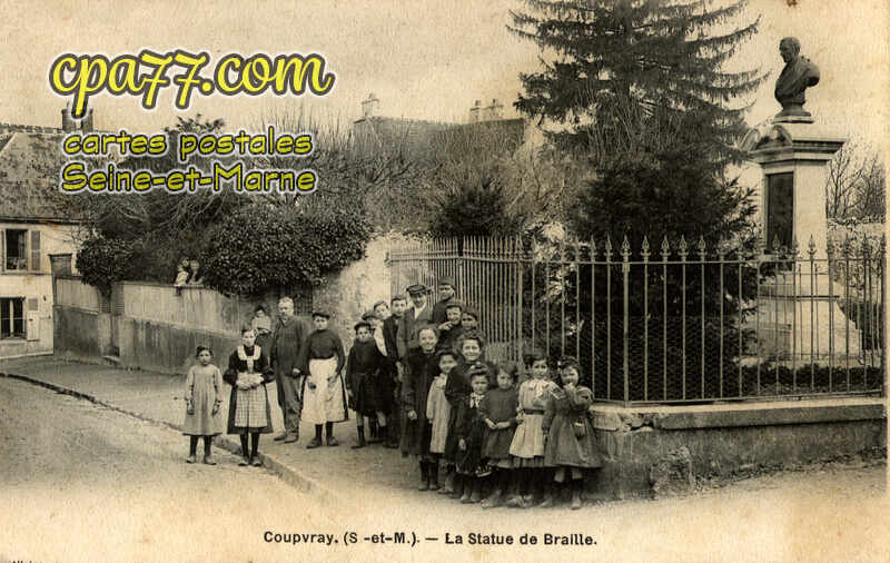 Coupvray (Seine-et-Marne) - La Statue de Braille
