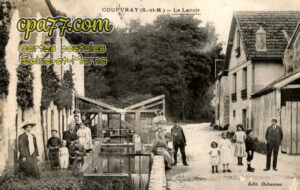 Coupvray (Seine-et-Marne) - Le Lavoir