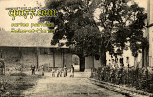 Courquetaine (Seine-et-Marne) - Ferme du Domaine