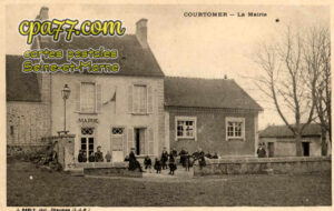 Courtomer (Seine-et-Marne) - La Mairie