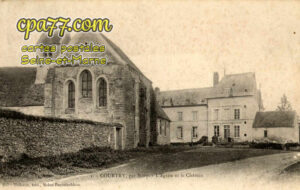 Sivry Courtry (Seine-et-Marne) - L&rsquo;Eglise et le Château