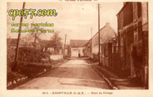 Coutevroult (Seine-et-Marne) - Dainville – Haut du Village