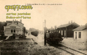 Crécy La Chapelle (Seine-et-Marne) - Les quais de la gare