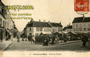 Crécy La Chapelle (Seine-et-Marne) - Place du Marché