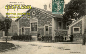 Crisenoy (Seine-et-Marne) - L&rsquo;Ecole – Sortie des Elèves