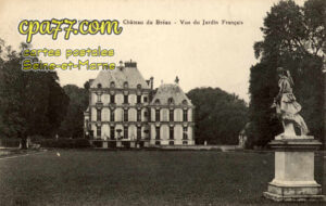 Dammarie Les Lys (Seine-et-Marne) - Château du Bréau – Vue du Jardin Français