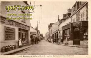 Dammarie Les Lys (Seine-et-Marne) - Rue du Capitaine Bernard-de-Poret