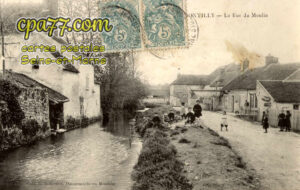 Donnemarie Dontilly (Seine-et-Marne) - La Rue du Moulin