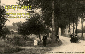 Doue (Seine-et-Marne) - Route de Coulommiers
