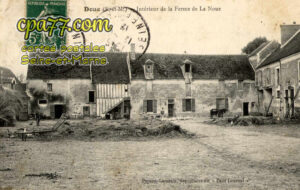 Doue (Seine-et-Marne) - Intérieur de la Ferme de la Noue
