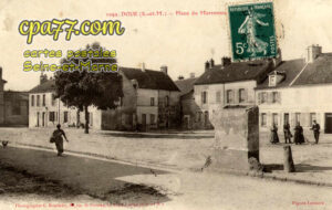 Doue (Seine-et-Marne) - Place du Marronnier