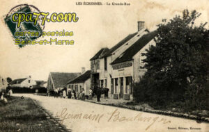 Les Écrennes (Seine-et-Marne) - La Grande-Rue