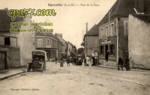 Égreville (Seine-et-Marne) - Rue de la Gare