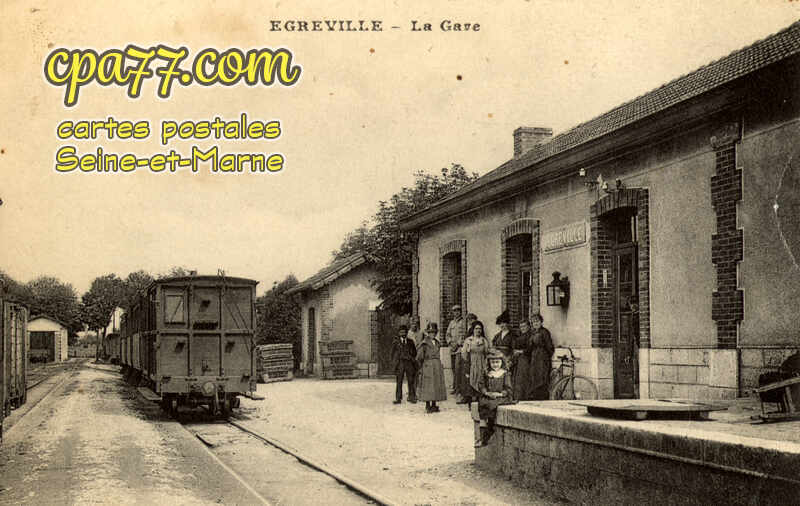 Égreville (Seine-et-Marne) - La Gare