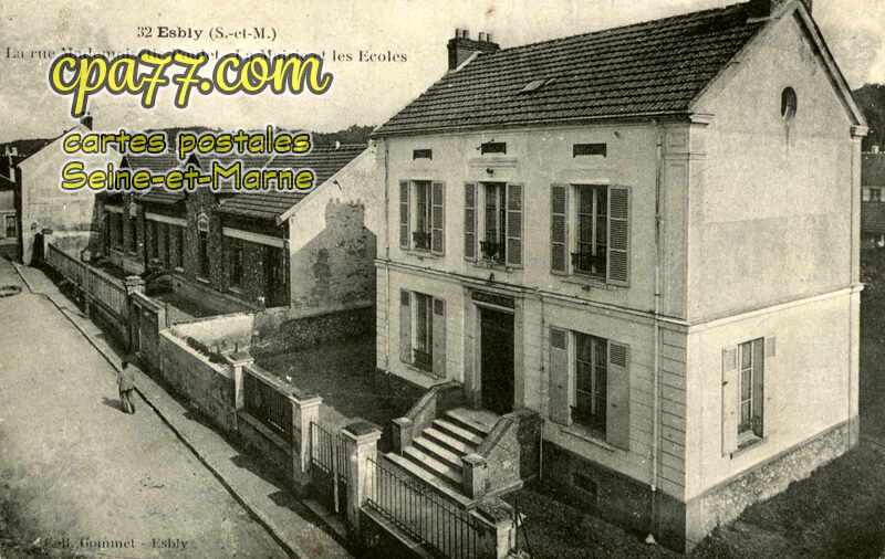 Esbly (Seine-et-Marne) - La Rue Mademoiselle-Poulet – La Mairie et les Ecoles