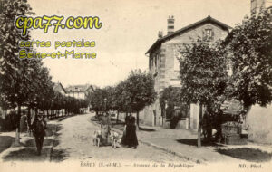 Esbly (Seine-et-Marne) - Avenue de la République