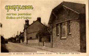 Favières (Seine-et-Marne) - La Grande Rue