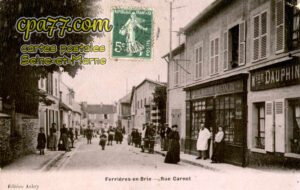 Ferrières En Brie (Seine-et-Marne) - Rue Carnot