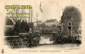 La Ferté Gaucher (Seine-et-Marne) - Pont de la Fausse Rivière
