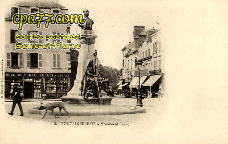 Fontainebleau (Seine-et-Marne) - Monument Carnot