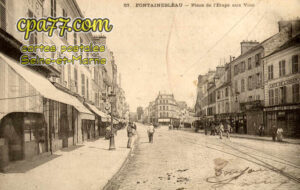 Fontainebleau (Seine-et-Marne) - Place de l&rsquo;Etape aux Vins