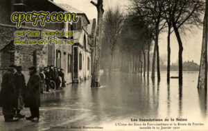 Fontainebleau (Seine-et-Marne) - Les Inondations de la Seine – L&rsquo;Usine des Eaux de Fontainebleau et la Route de Provins inondées le 25 Janvier 1910