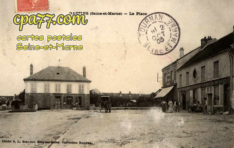 Gastins (Seine-et-Marne) - La Place