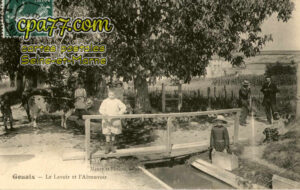 Gouaix (Seine-et-Marne) - Le Lavoir et l&rsquo;abreuvoir