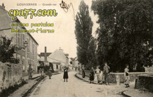 Gouvernes (Seine-et-Marne) - Grande Rue