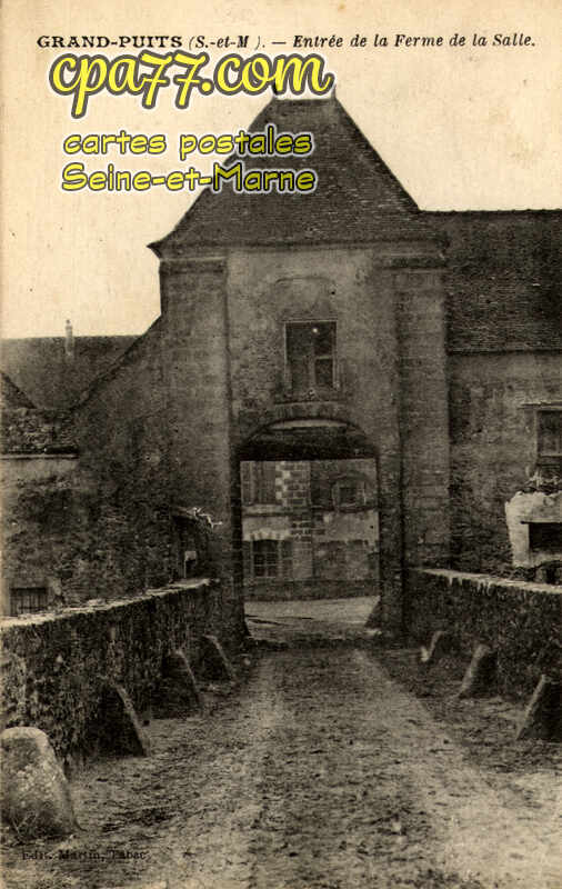 Grandpuits Bailly Carrois (Seine-et-Marne) - Entrée de la Ferme de la Salle