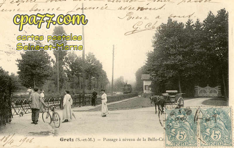 Gretz Armainvilliers (Seine-et-Marne) - Passage à niveau