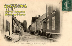 Grez Sur Loing (Seine-et-Marne) - La Rue-Grande et l’Eglise