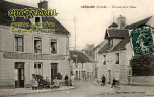 Guérard (Seine-et-Marne) - Un coin de la Place