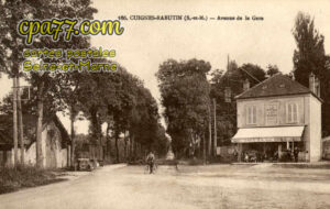 Guignes Rabutin (Seine-et-Marne) - Avenue de la Gare