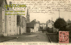 Guignes Rabutin (Seine-et-Marne) - Rue de Troyes