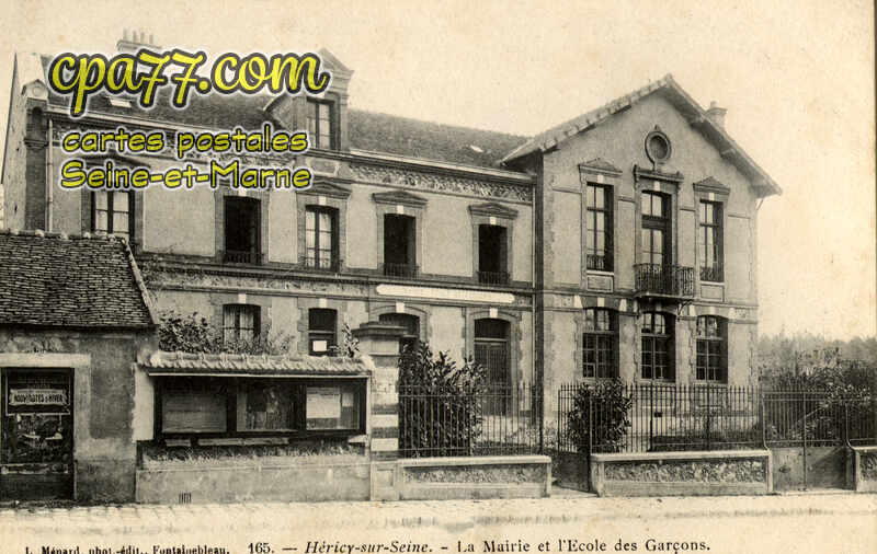 Héricy (Seine-et-Marne) - La Mairie et l&rsquo;Ecole des Garçons