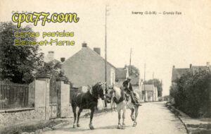 Iverny (Seine-et-Marne) - Grande Rue