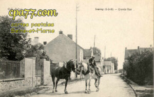 Iverny (Seine-et-Marne) - Grande Rue