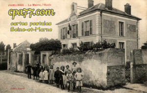 Jablines (Seine-et-Marne) - La Mairie,l&rsquo;Ecole