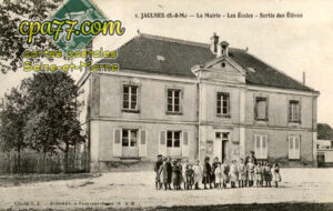 Jaulnes (Seine-et-Marne) - La Mairie – Les Ecoles – Sortie des Elèves