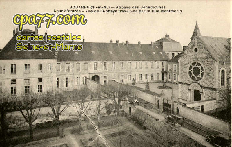 Jouarre (Seine-et-Marne) - Abbaye des Bénédictines – Cour d&rsquo;Entrée – Vue de l&rsquo;Abbaye traversée par la Rue Montmorin