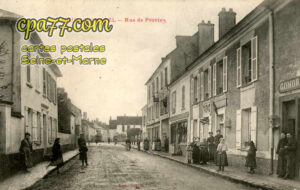 Jouy Le Châtel (Seine-et-Marne) - Rue de Provins