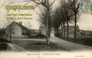 Jouy Le Châtel (Seine-et-Marne) - Avenue de la Gare