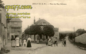 Juilly (Seine-et-Marne) - Place du Père Defrance