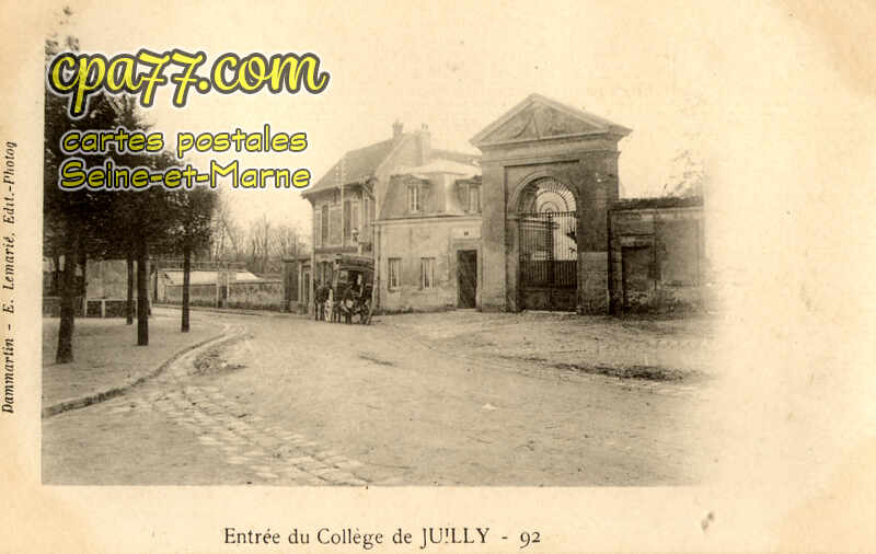 Juilly (Seine-et-Marne) - Entrée du Collège