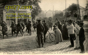 Lagny Sur Marne (Seine-et-Marne) - L&rsquo;Infanterie anglaise arrivant par la rue de Claye ( 3 septembre 1914)