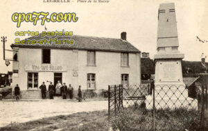 Lechelle (Seine-et-Marne) - Place de la Mairie