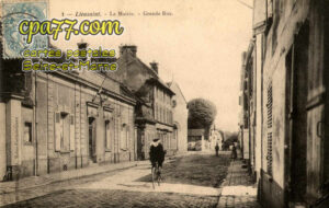 Lieusaint (Seine-et-Marne) - La Mairie – Grande-rue