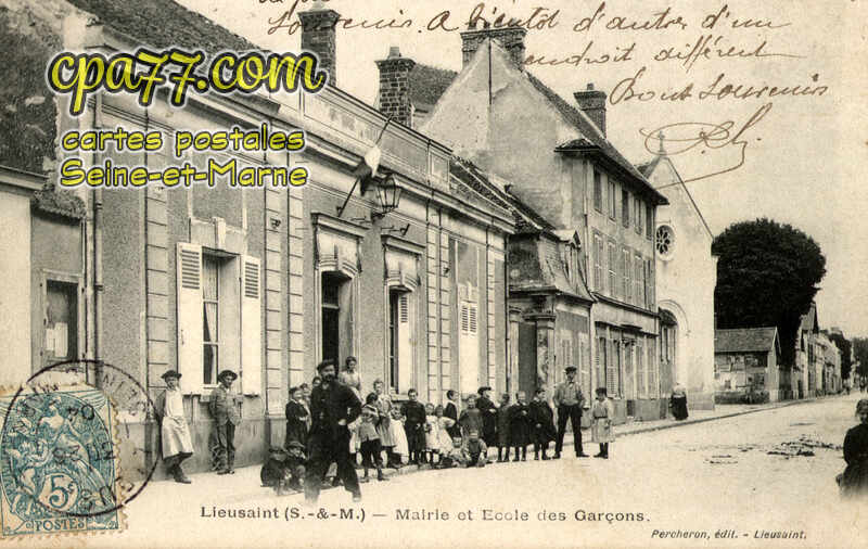 Lieusaint (Seine-et-Marne) - Mairie et Ecole des Garçons