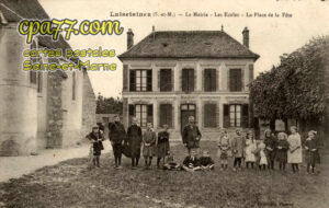 Luisetaines (Seine-et-Marne) - La Mairie – Les Ecoles – La Place de la Fête